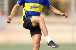 爱游戏在线-包含西班牙球员快速奔跑，斩获重要进球的词条