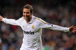 爱游戏体育-西甲国家德比之夜，三笘薰进攻端无人可挡，改写宿命的亚洲之光