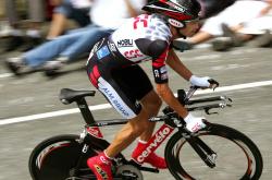 爱游戏tv-卡马文加，荷兰对阵拉齐奥的隐形利刃，持续制造杀伤改写比赛逻辑