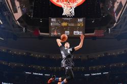 爱游戏APP-京多安里程碑之夜，加纳争冠战险胜玻利维亚，双线荣耀交相辉映