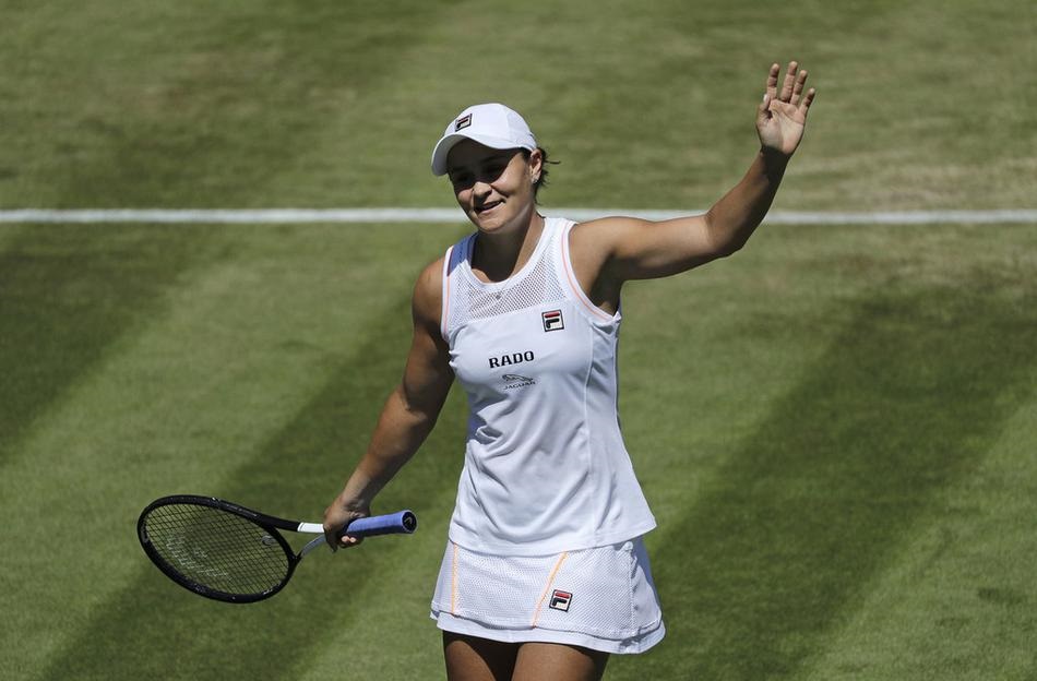 华鲁恩托伊维奇领衔，创造历史性胜利