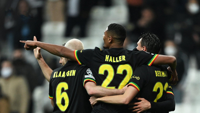 卢日尼基主场战胜对手，提前锁定小组第一身份的简单介绍