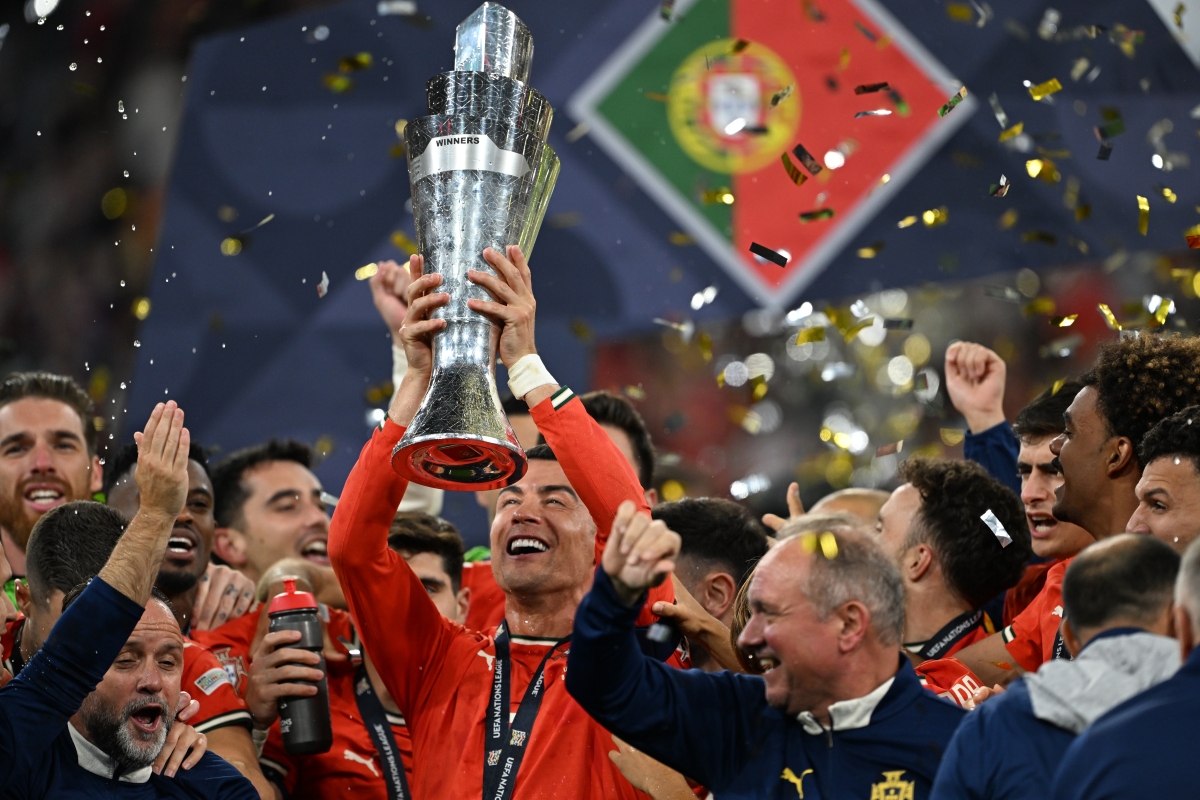 慕尼黑勇夺三连胜，欧洲战绩斐然