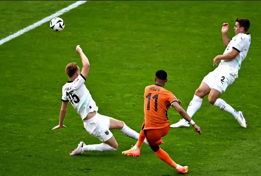 关于欧预赛：克罗地亚逼平瑞典，小组出线形势依然渺茫的信息