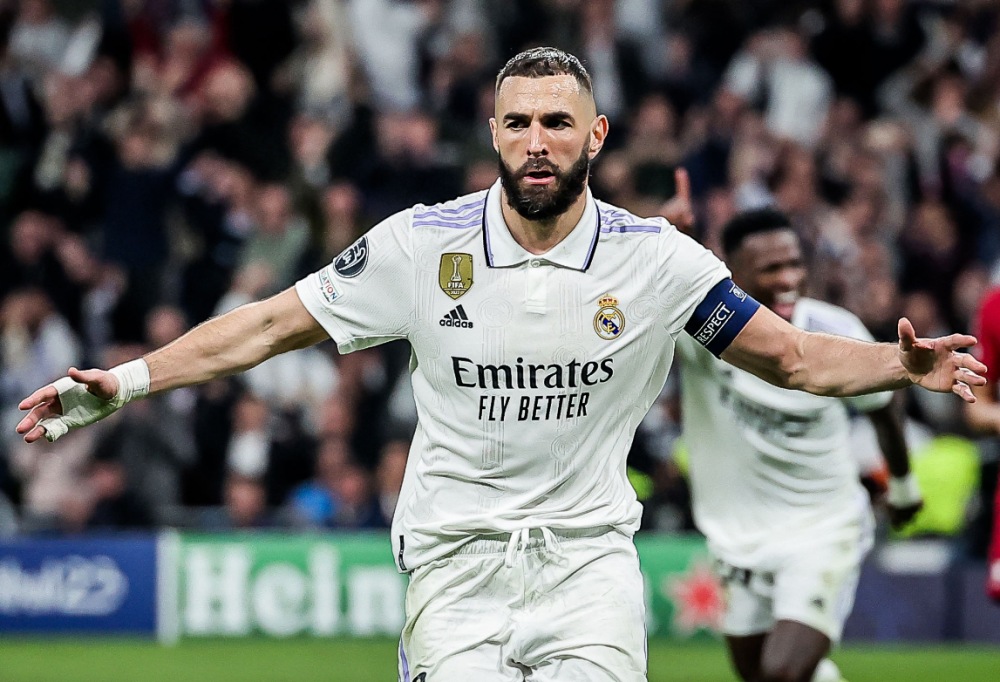 关于哥伦比亚中场门多萨入选年度最佳阵容，成为焦点的信息