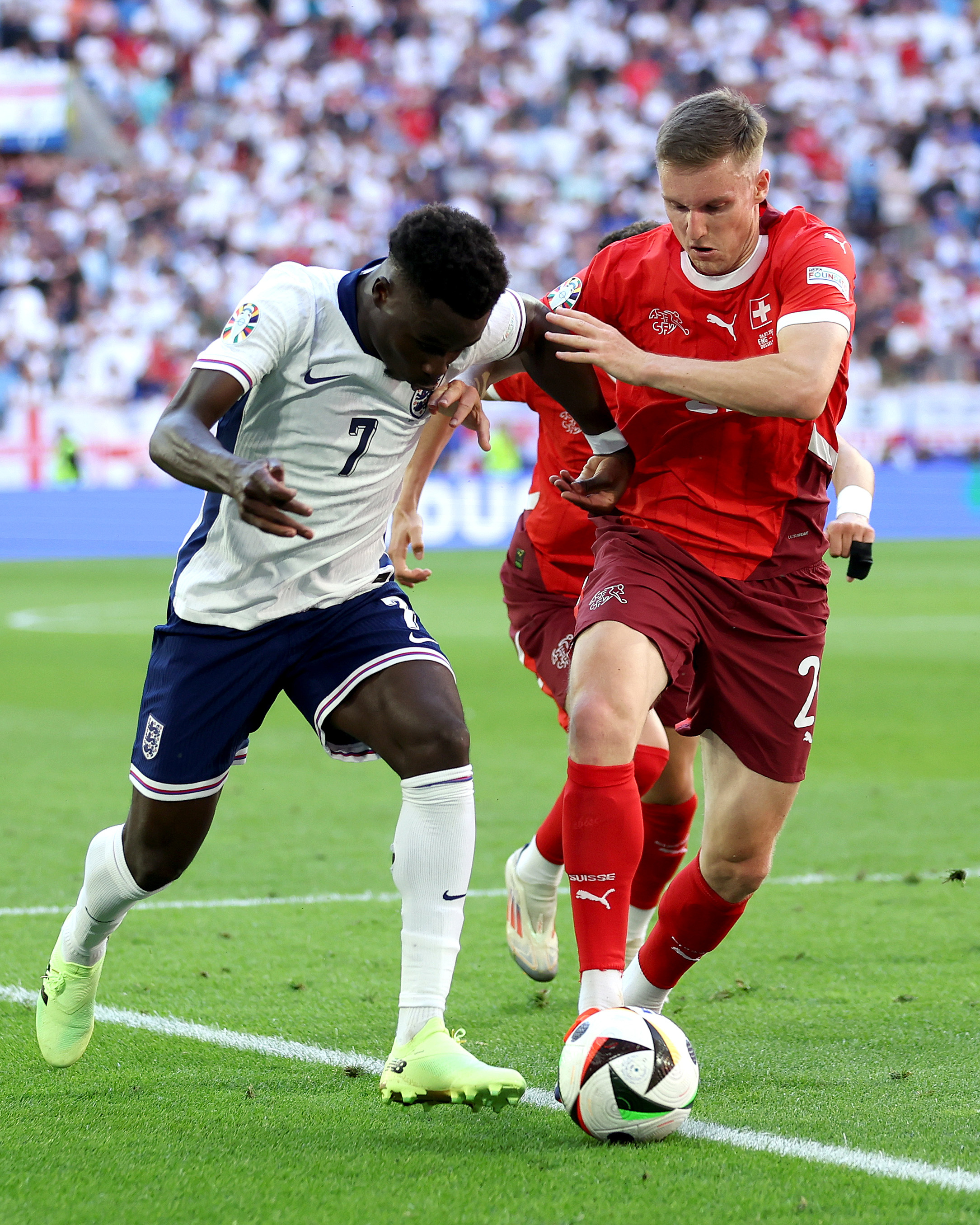 荷兰大胜北马其顿，欧洲杯小组赛全胜