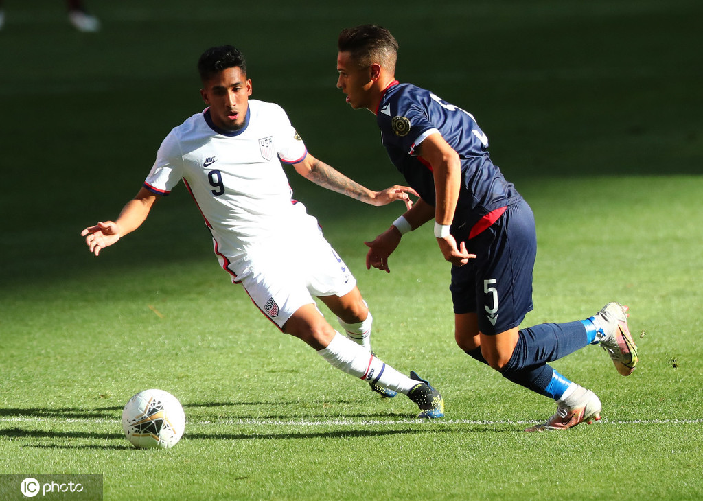 关于多米尼加足球俱乐部签下非洲球员的信息