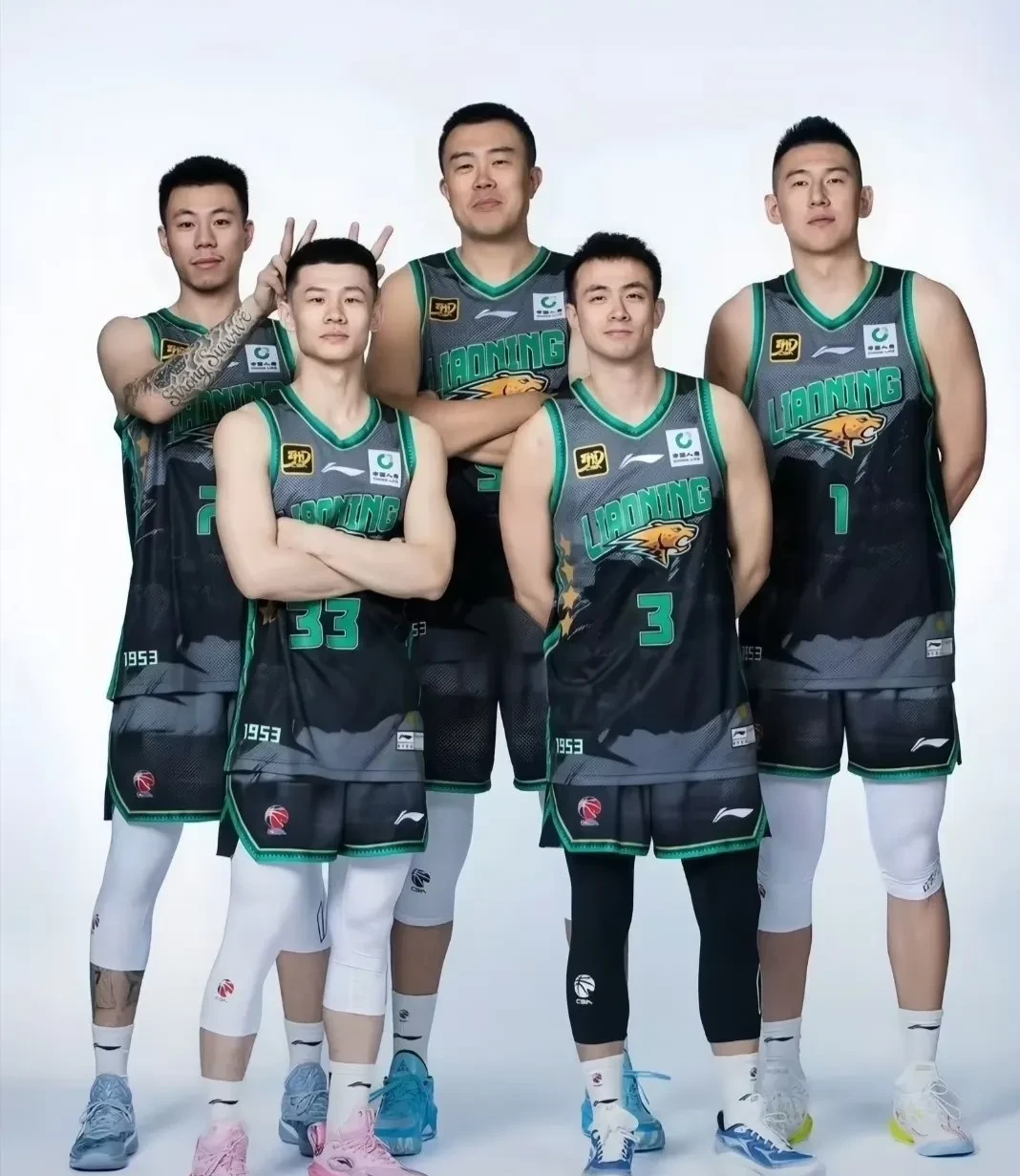 骑士碾压上海队，赵继伟惊艳四座的简单介绍