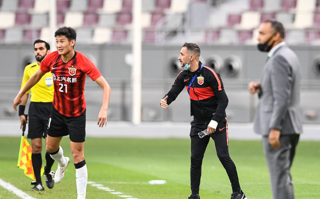 包含韩国羽毛球队绝杀日本羽毛球队，谌龙完成帽子戏法的词条