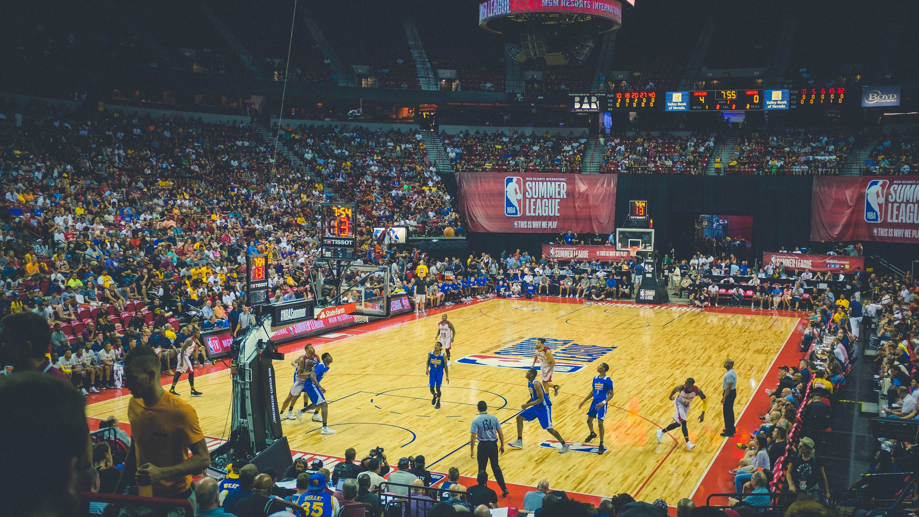 霍勒迪之夜，总决赛舞台上的唯一主宰