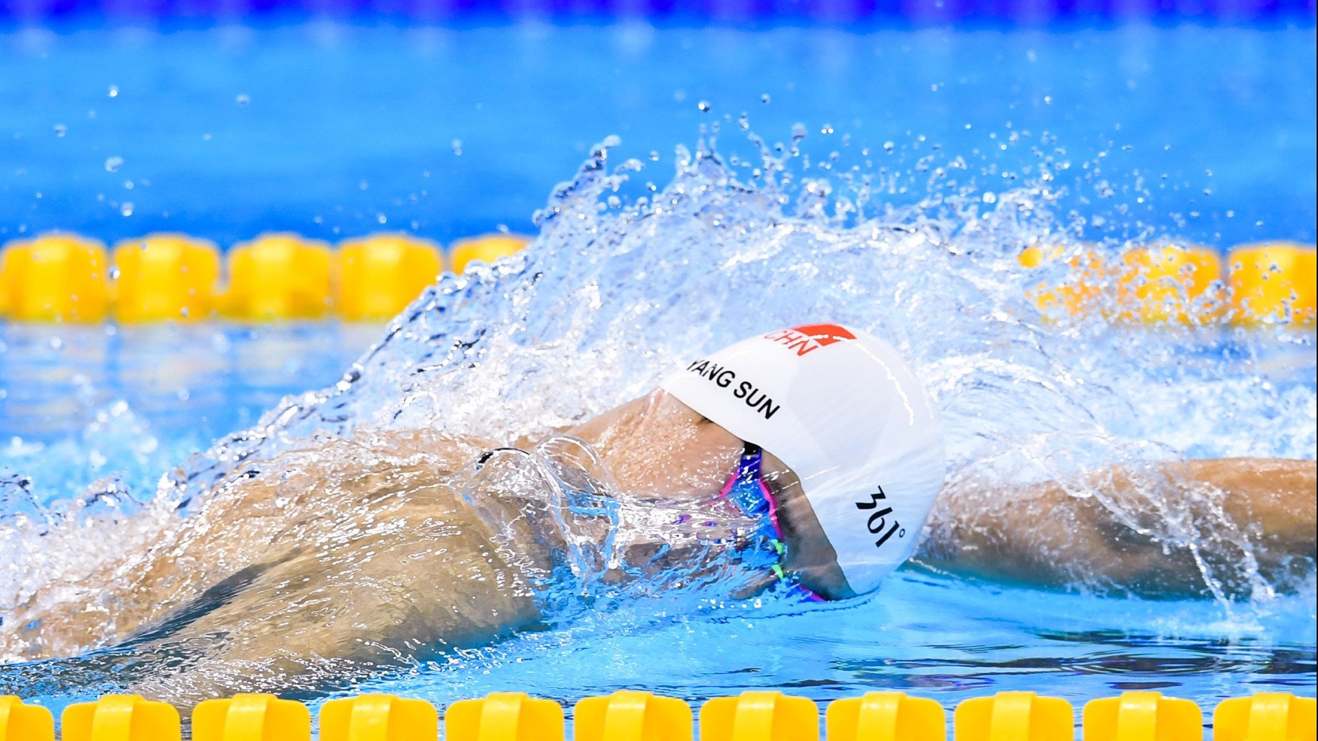 从费城到欧洲，马克西的双重接管，76人险胜魔术背后的冠军基因