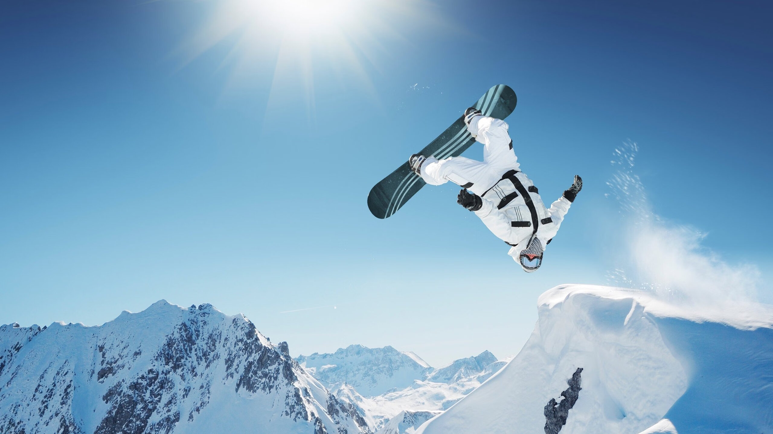 当跨界叙事相遇，火箭提前升空终结悬念，德罗赞在F1赛道接管年度争冠